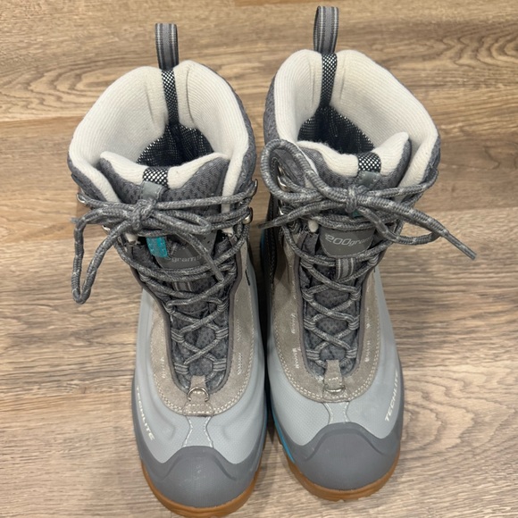 Columbia Techlite Waterproof Boots size 7 - Picture 1 of 11